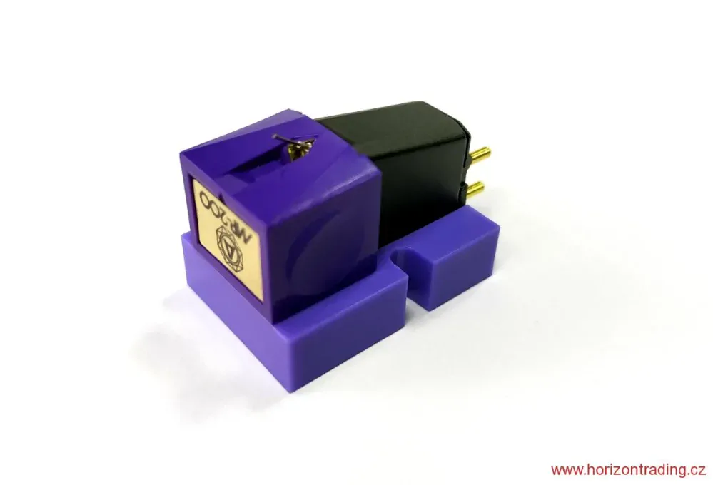 Nagaoka MP-200 + Nagaoka AM-801 stylus cleaner