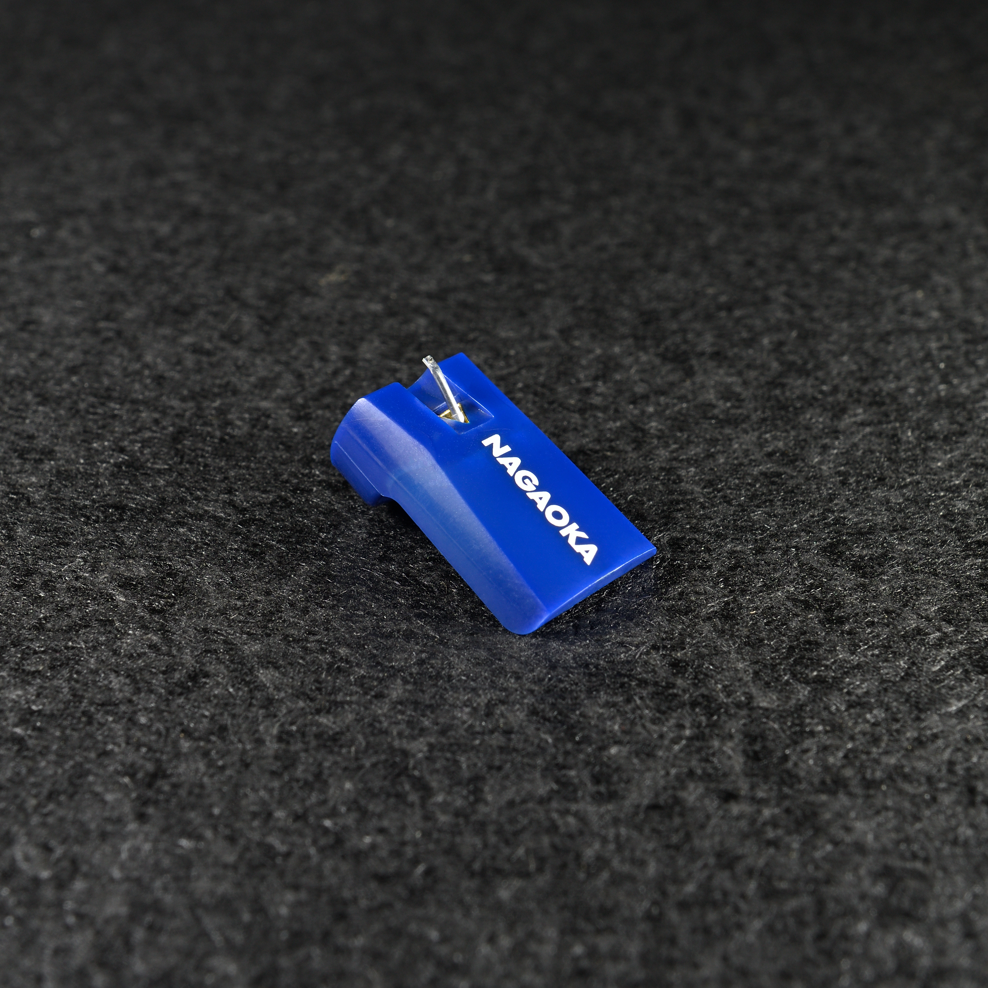 Nagaoka JTS-80LB + Carbon Fiber Stylus Brush