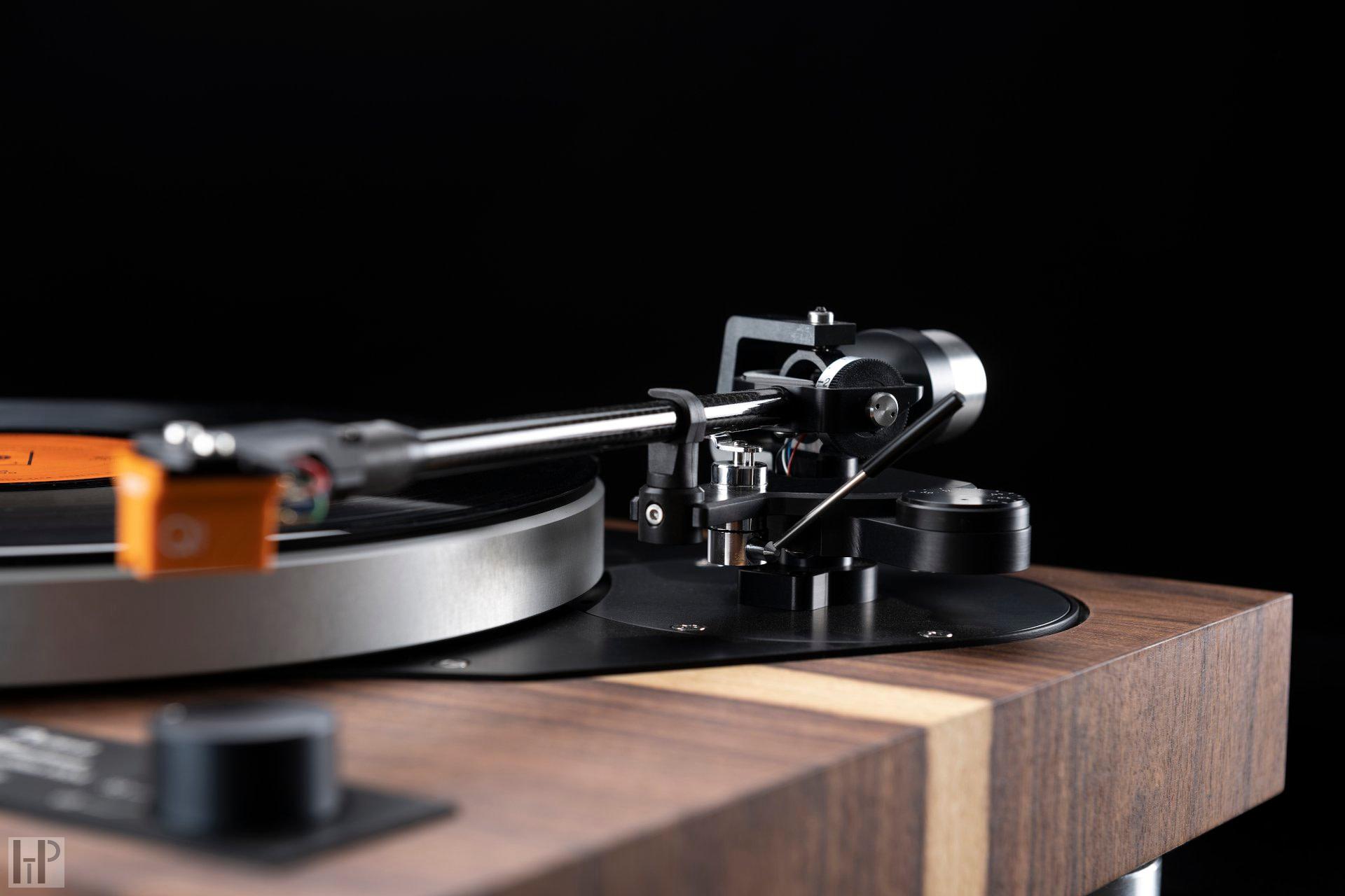 DUAL Primus Maximus High End + Ortofon / MANUÁLNÍ DIRECT DRIVE / 3 rychlosti / Hand Made in Germany / Limitovaná Edice 100ks