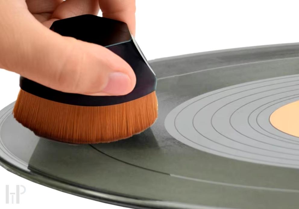 TESLA - Wool hair vinyl record brush