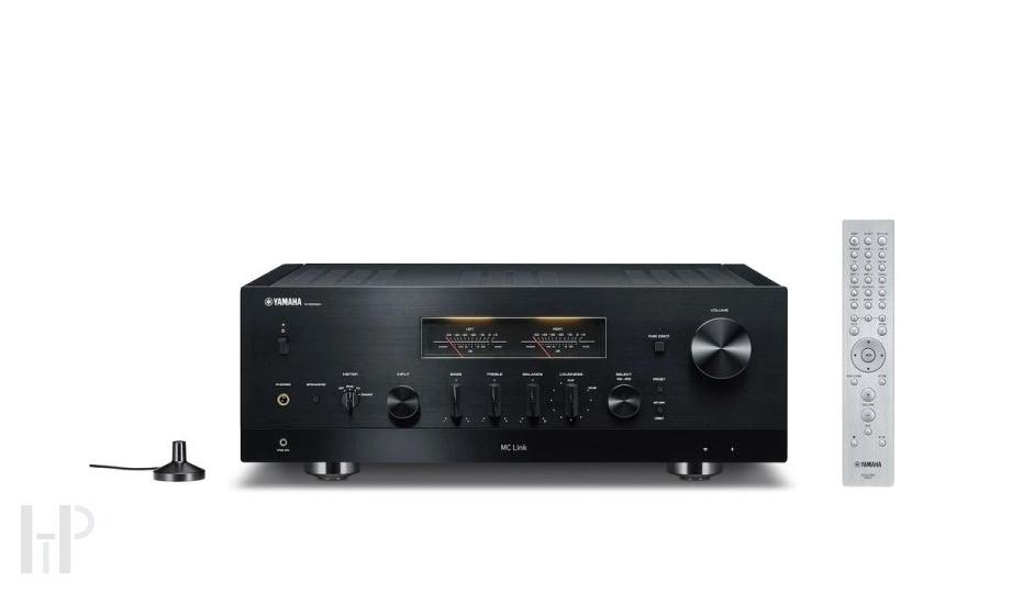 Yamaha RN-2000A Silver